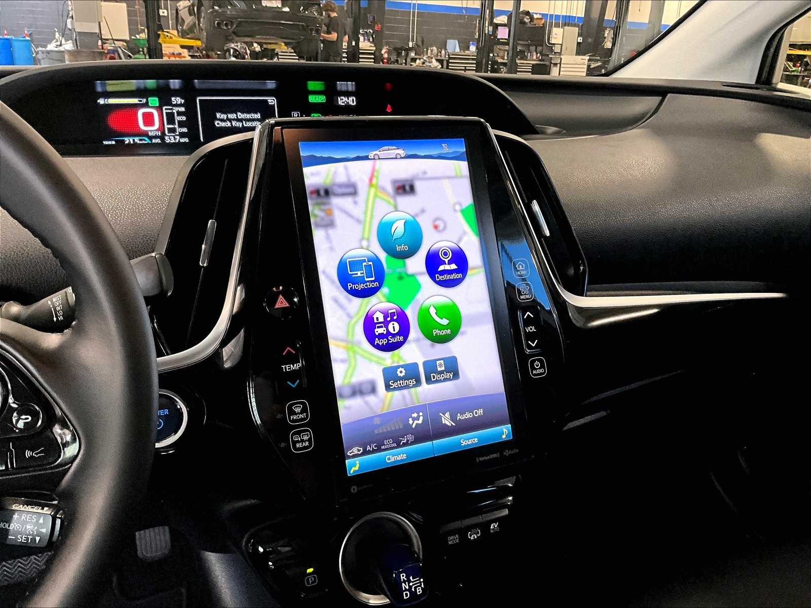 2020 Toyota Prius Prime XLE photo 17
