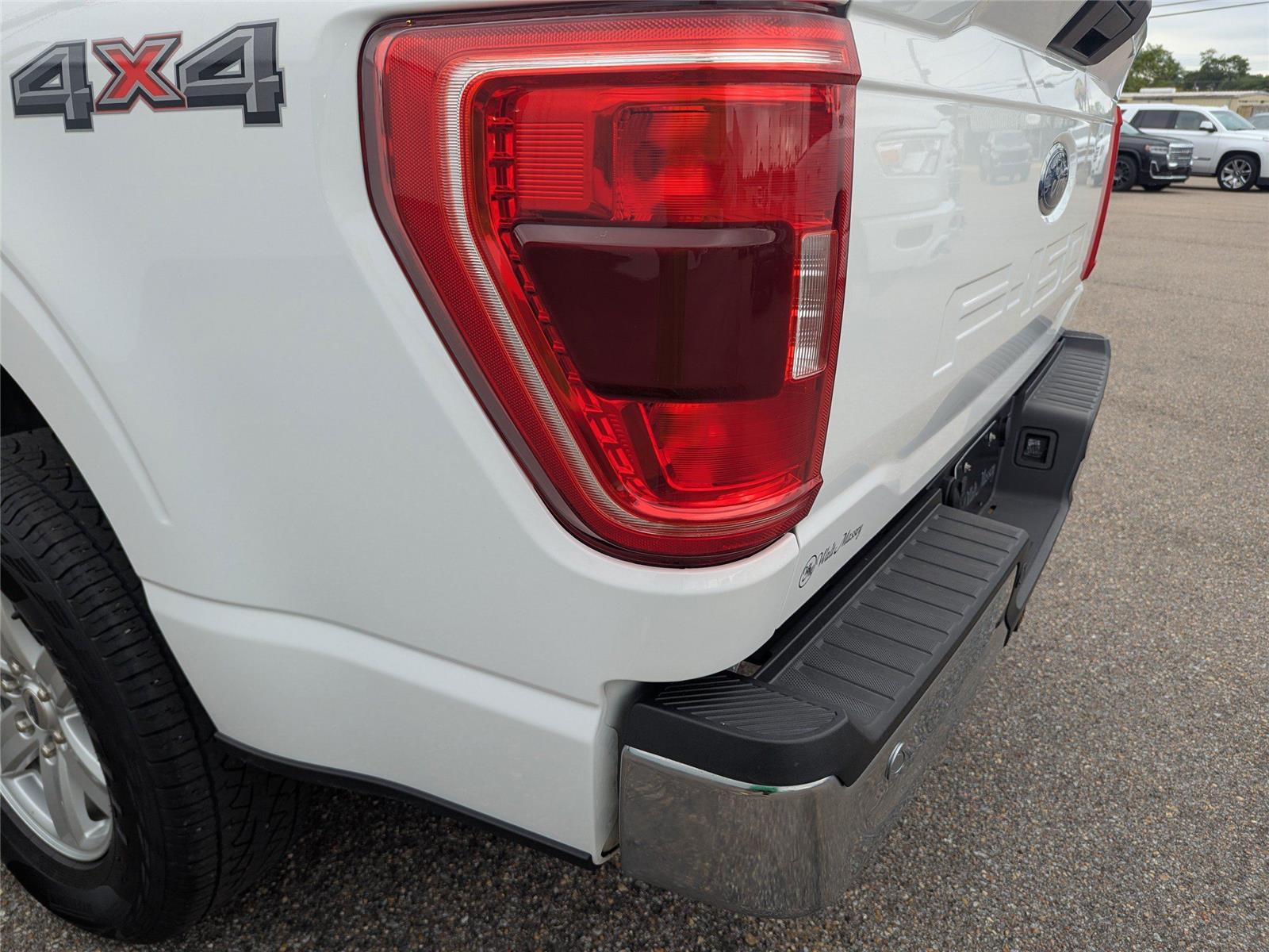 2022 Ford F-150 XLT photo 12