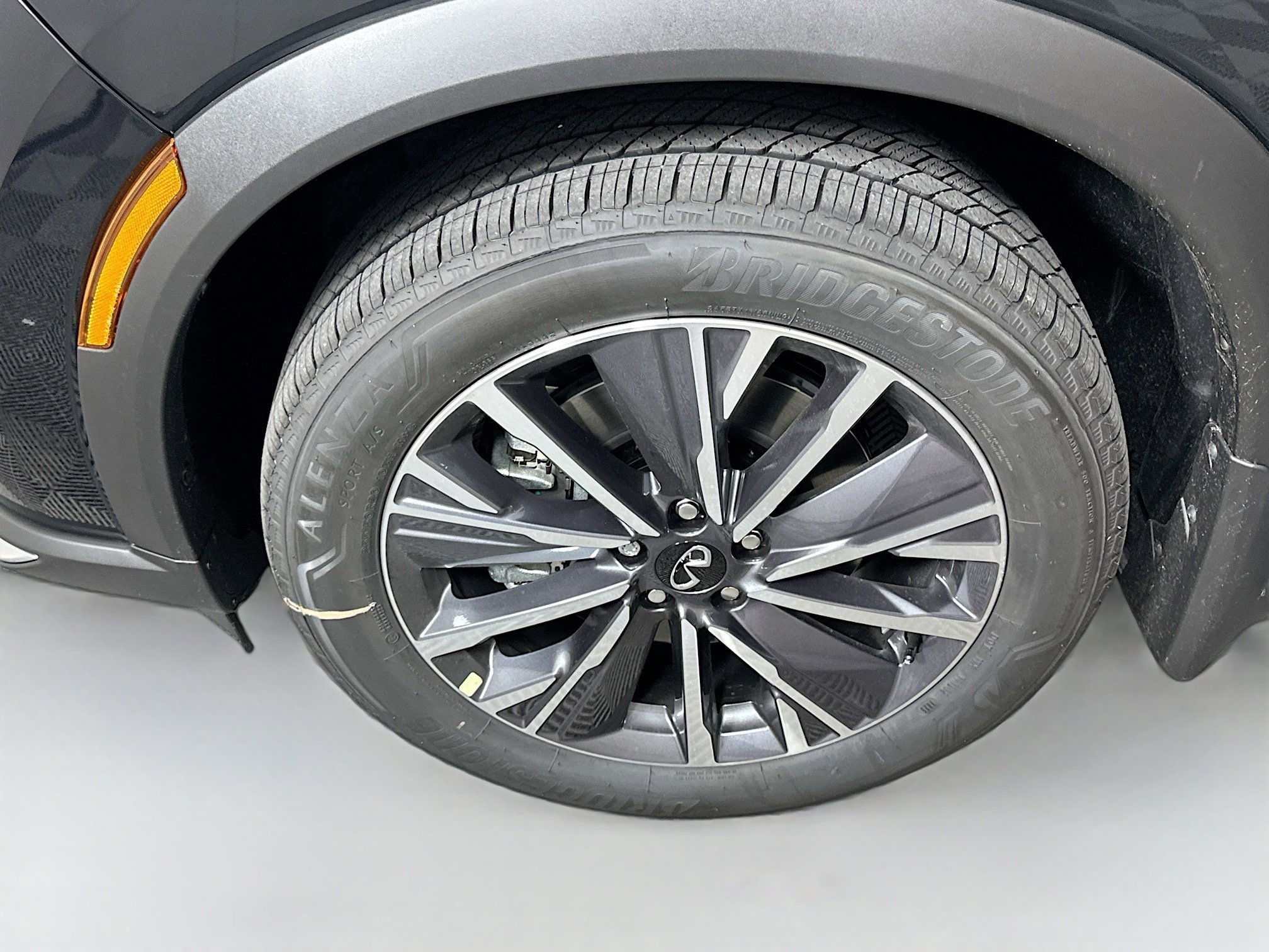 2026 Infiniti QX60 Luxe photo 26
