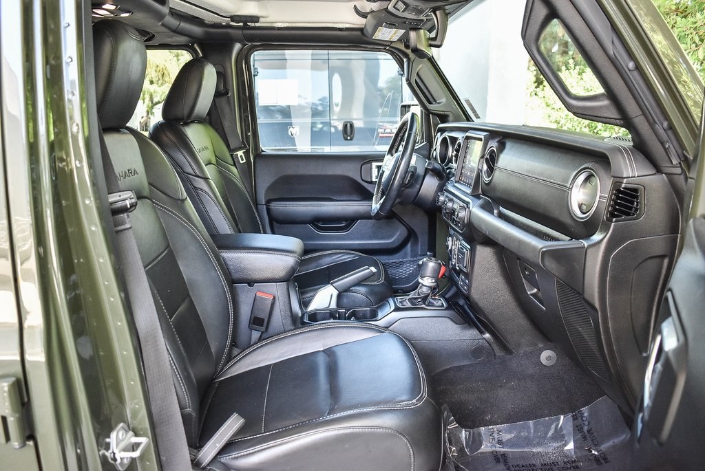 2022 Jeep Wrangler Unlimited Sahara 4xe photo 13