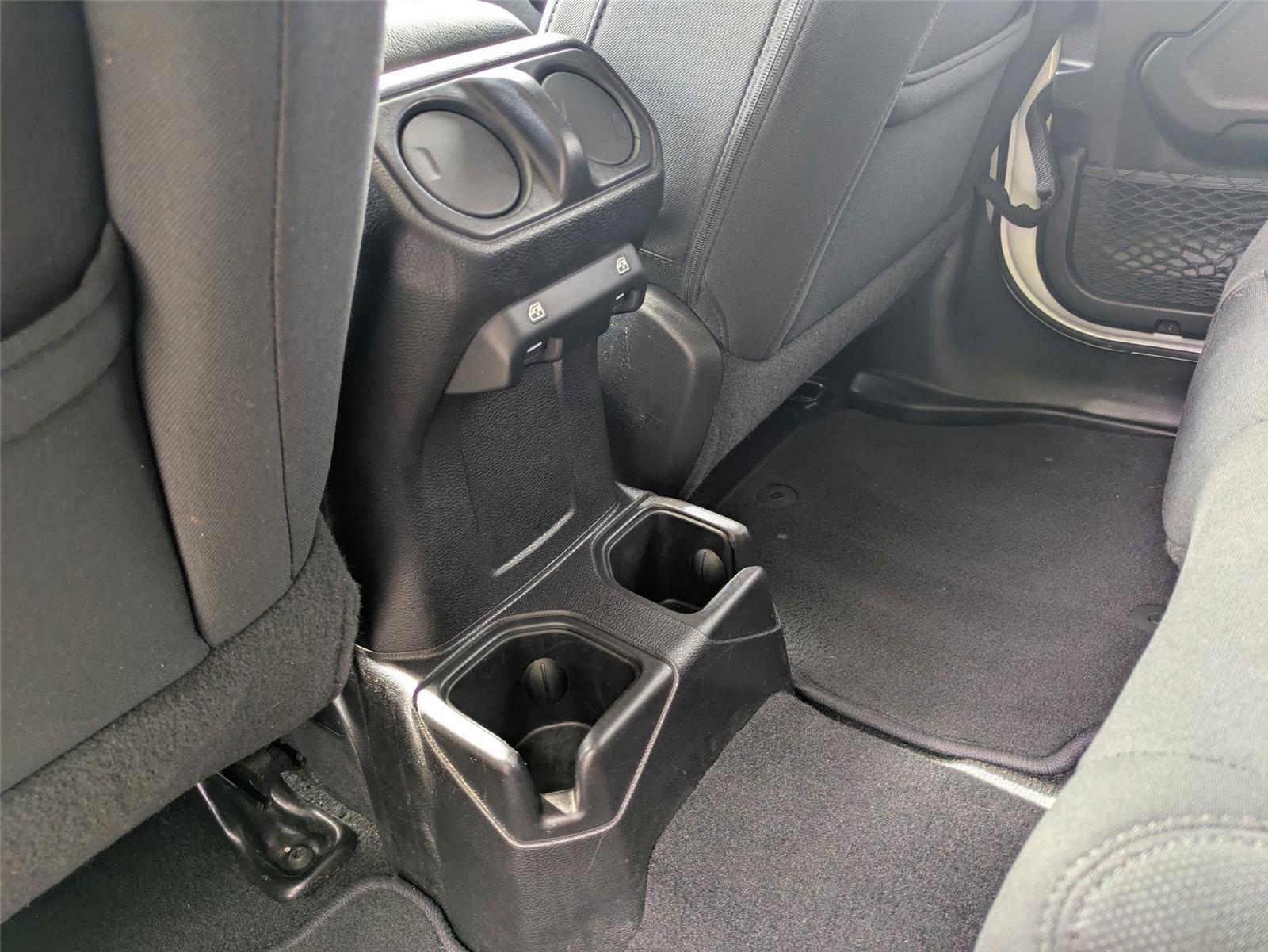 2019 Jeep Wrangler Unlimited Sport S photo 25