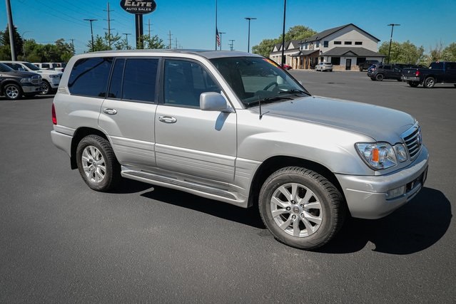 2006 Lexus LX 470 photo 5