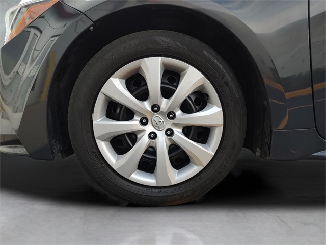 2023 Toyota Corolla LE photo 8