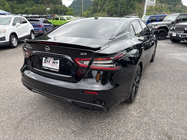 2023 Nissan Maxima SR photo 3