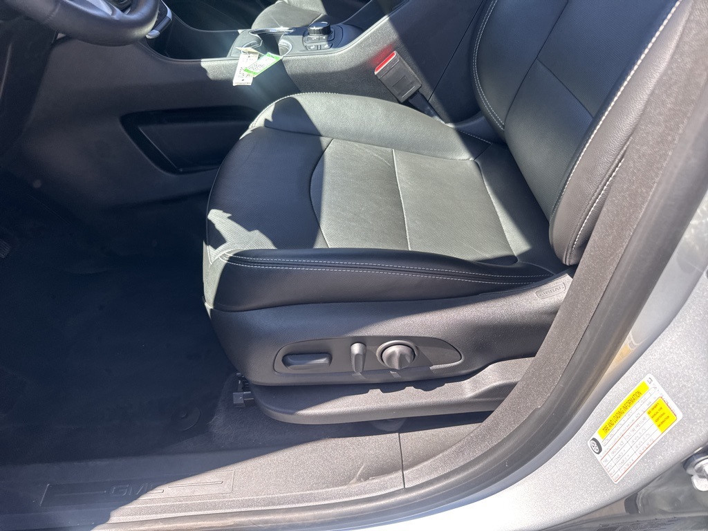 2022 Gmc Terrain SLT photo 12