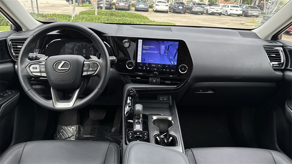 2022 Lexus NX 350 photo 14