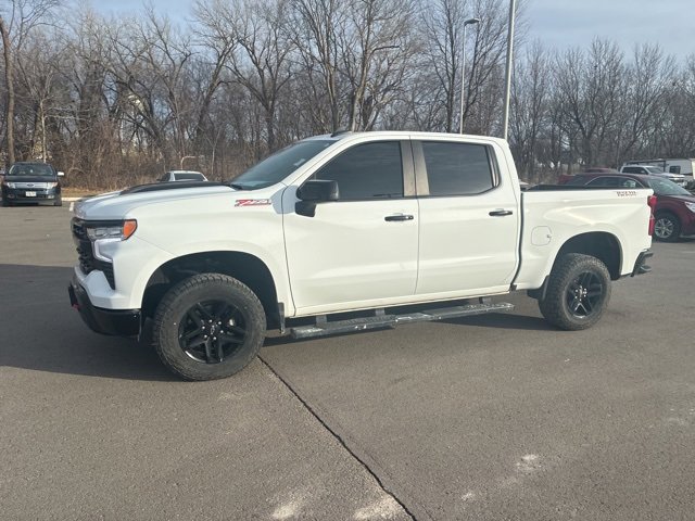 Used 2023 Chevrolet Silverado 1500 LT Trail Boss with VIN 3GCUDFED2PG200582 for sale in Kansas City