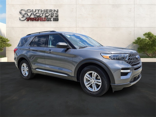 2023 Ford Explorer XLT photo 9