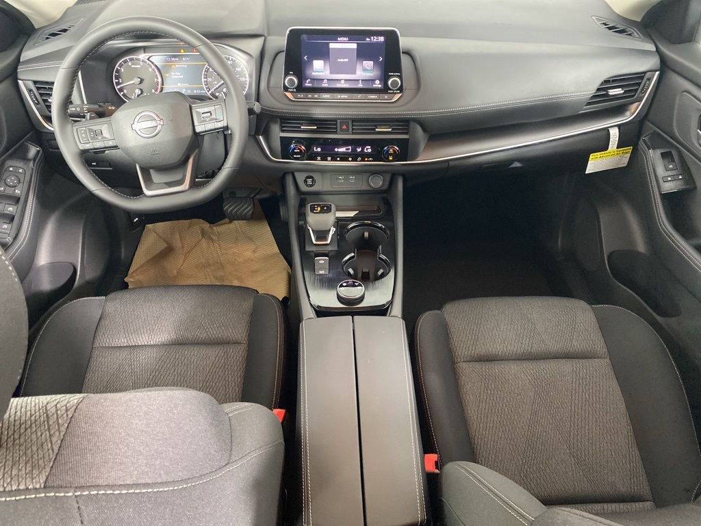 2026 Nissan Rogue SV photo 3