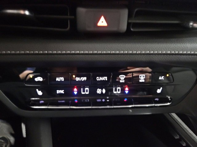 2023 Buick Envision Essence photo 23