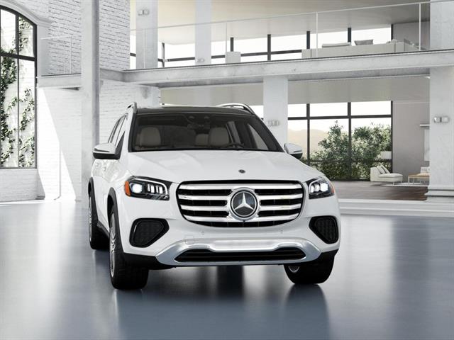 2025 Mercedes Benz GLS 450 4MATIC photo 3