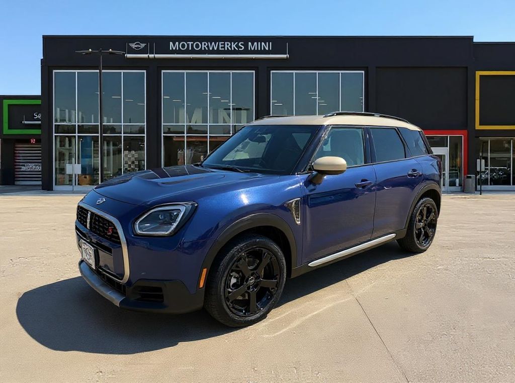 2026 MINI Countryman S's photo