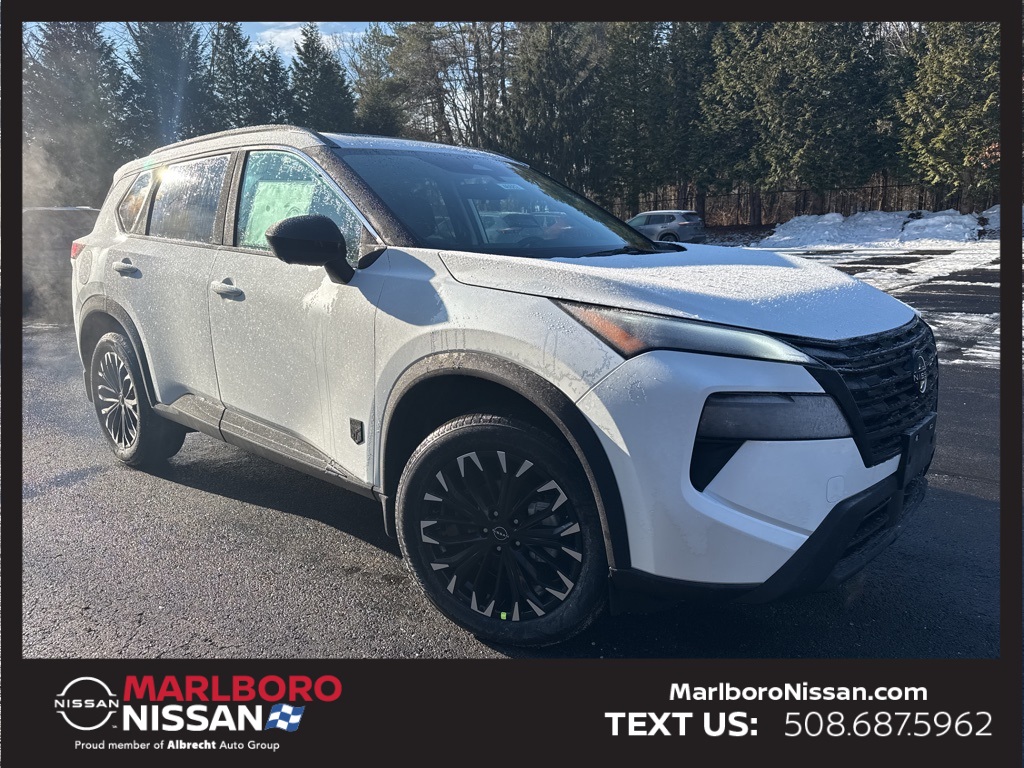 2026 Nissan Rogue Dark Armor's photo