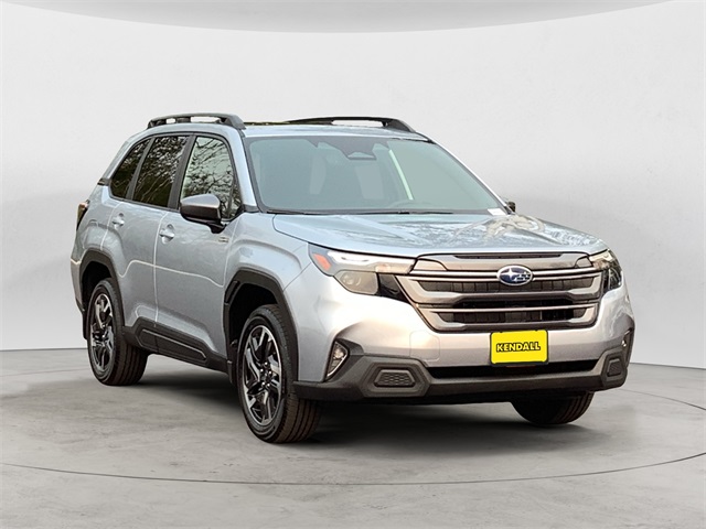 2025 Subaru Forester Premium photo 6