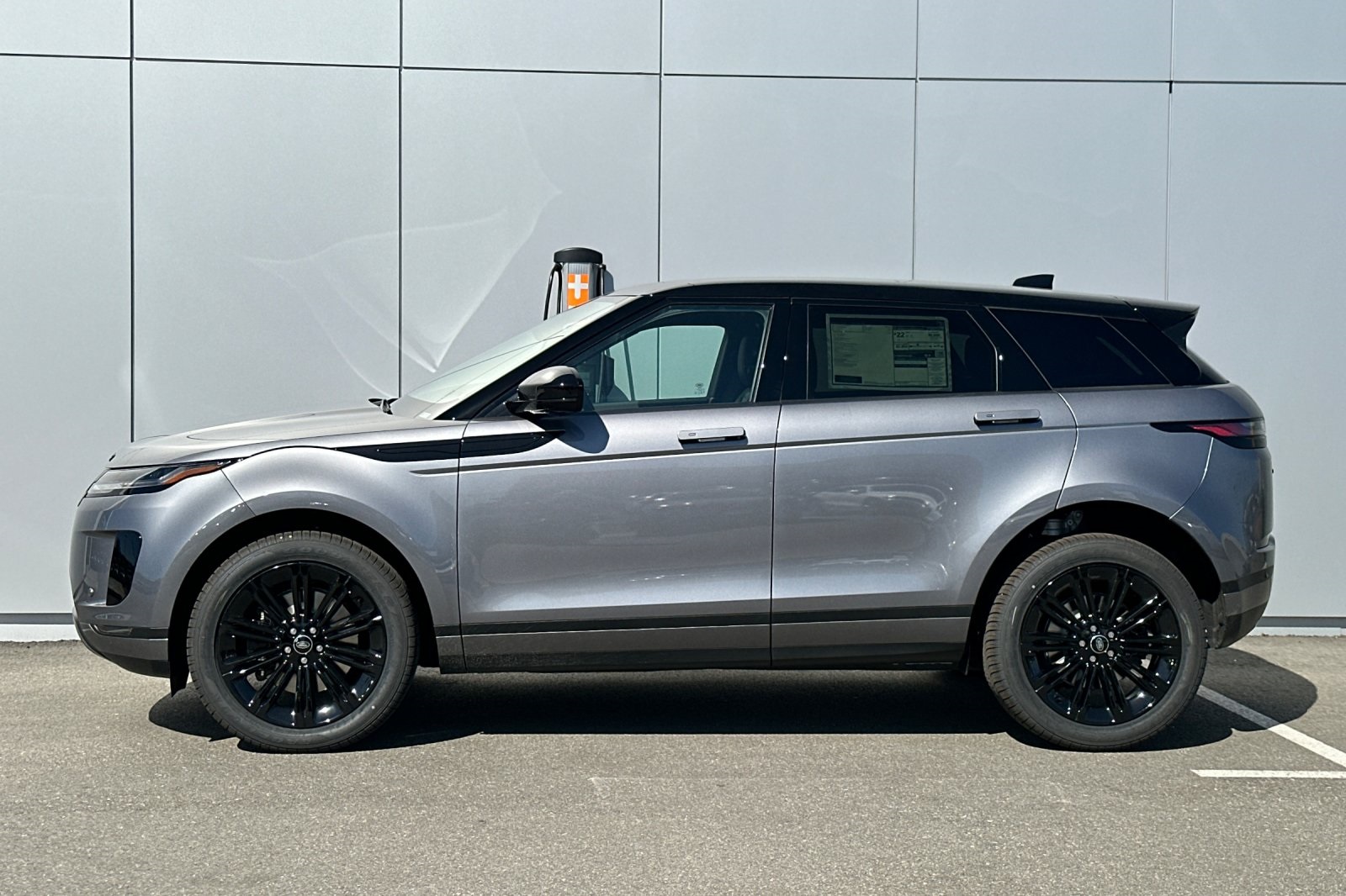 2026 Land Rover Range Rover Evoque S photo 2