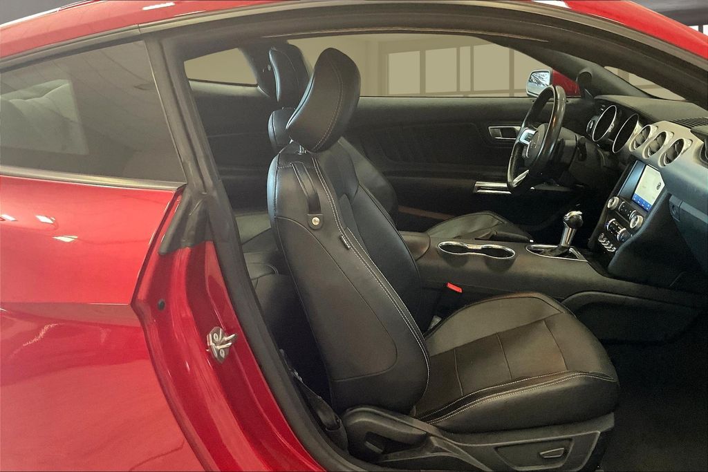2021 Ford Mustang GT Premium photo 6