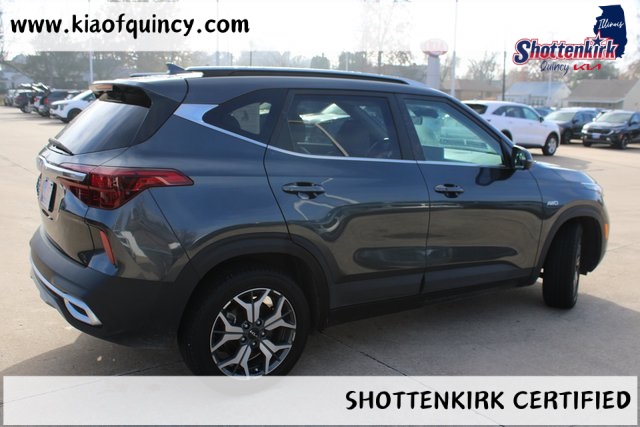 2023 Kia Seltos EX photo 3