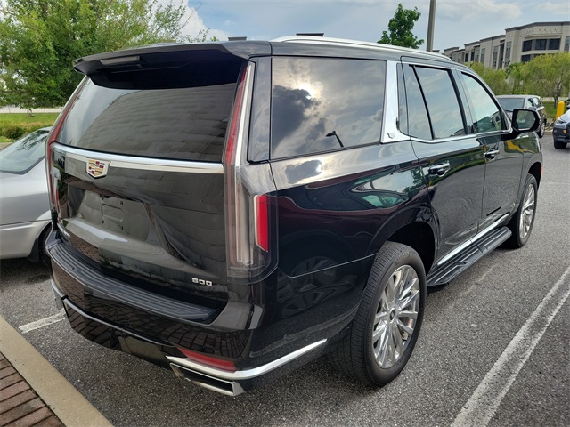 2023 Cadillac Escalade Premium Luxury photo 3