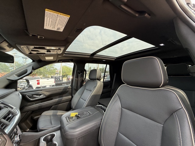 2023 Gmc Yukon SLT photo 12