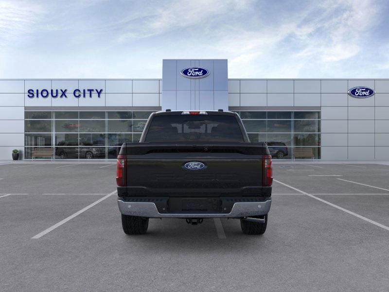 2025 Ford F-150 XLT photo 3