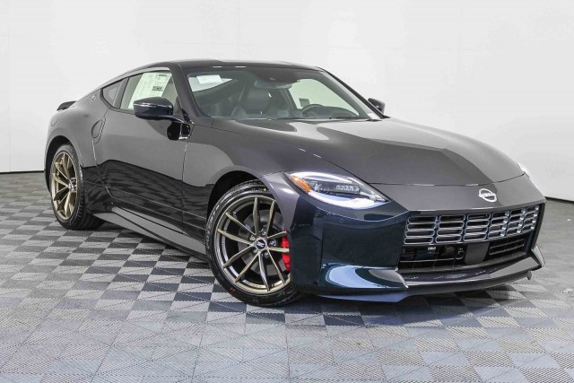 New 2026 Nissan Z Heritage Edition (Z32 Midnight Purple) Sports