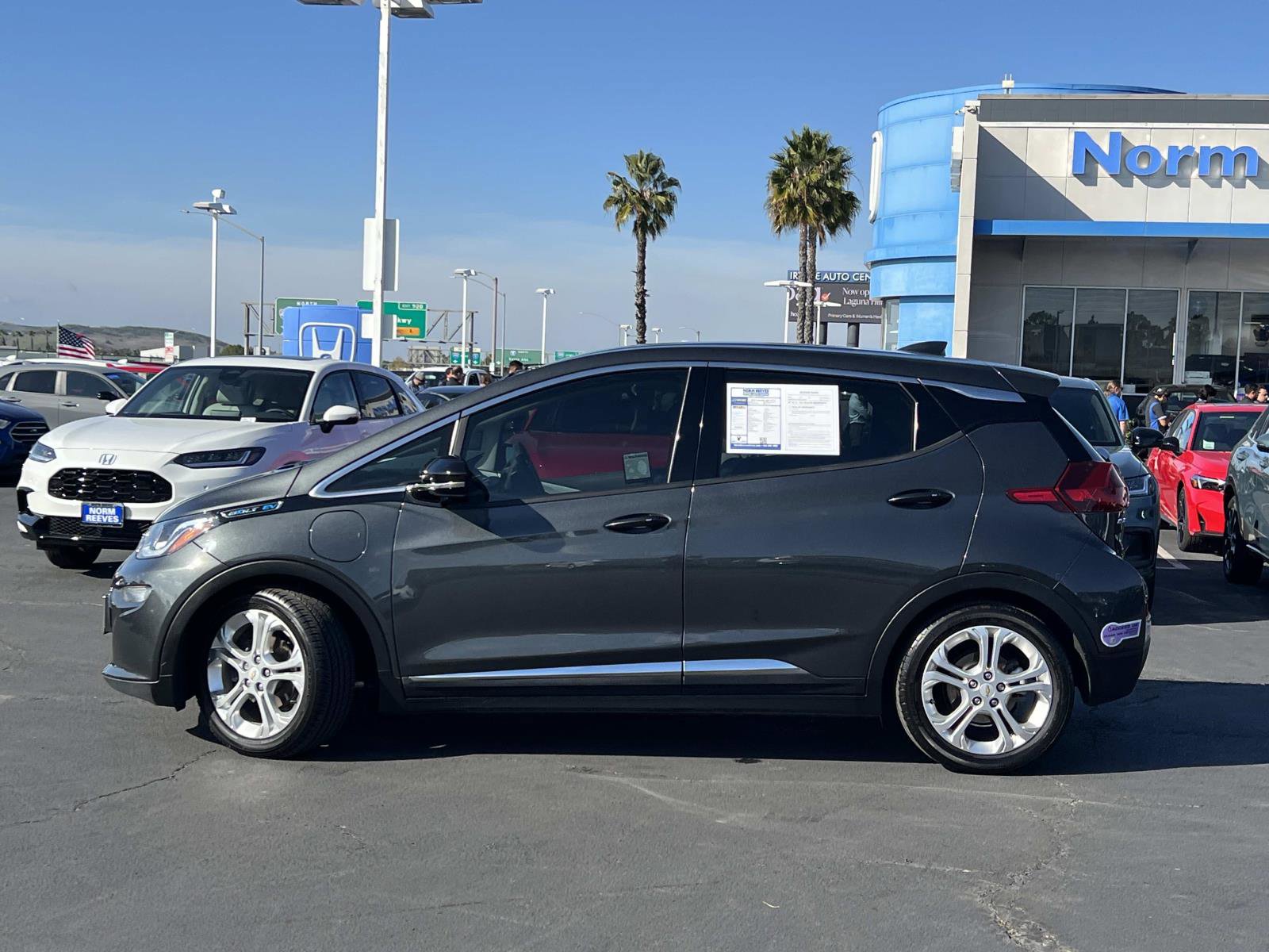 Used 2019 Chevrolet Bolt EV LT with VIN 1G1FY6S03K4118907 for sale in Irvine, CA