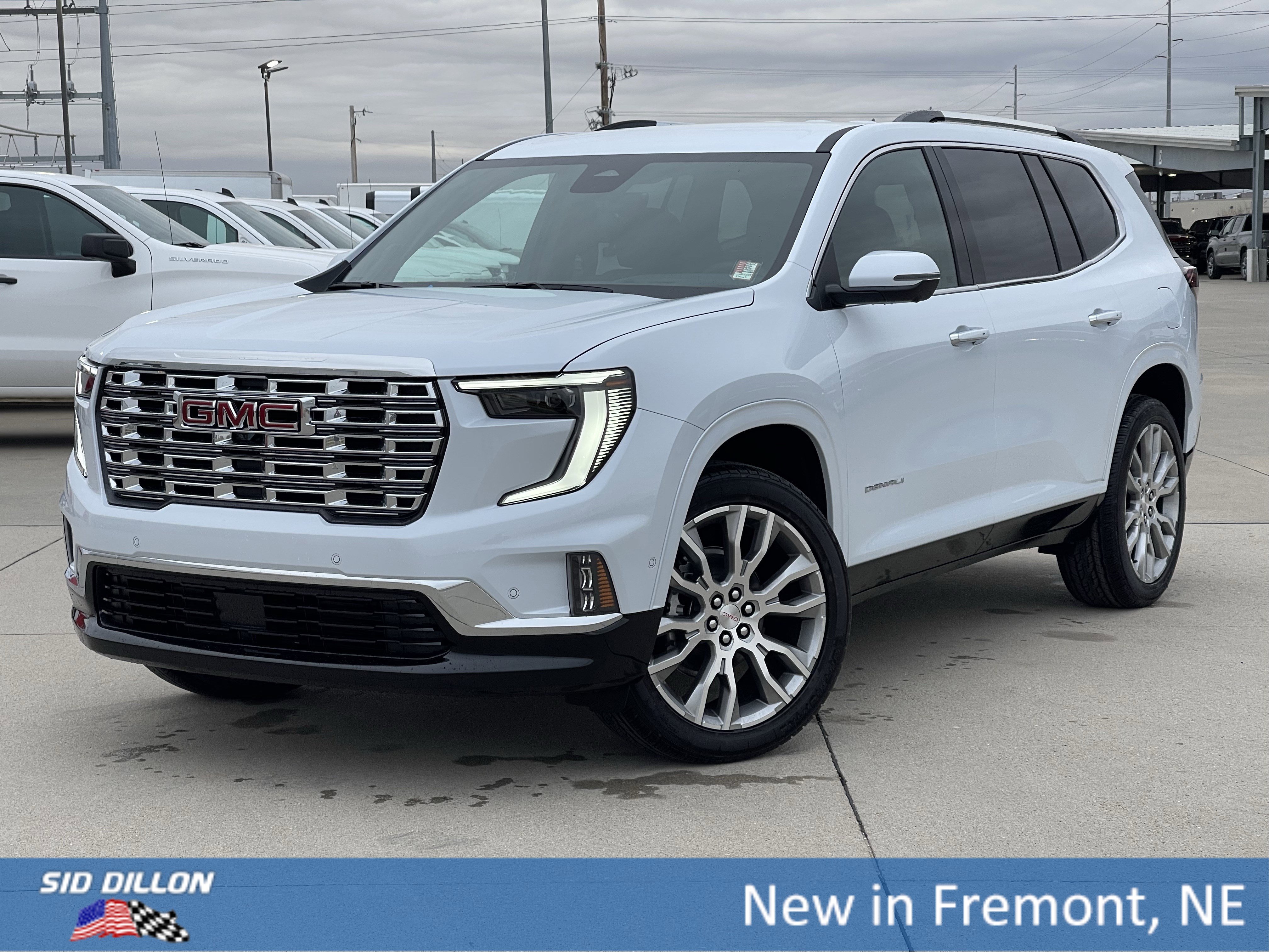 2026 GMC Acadia Denali's photo