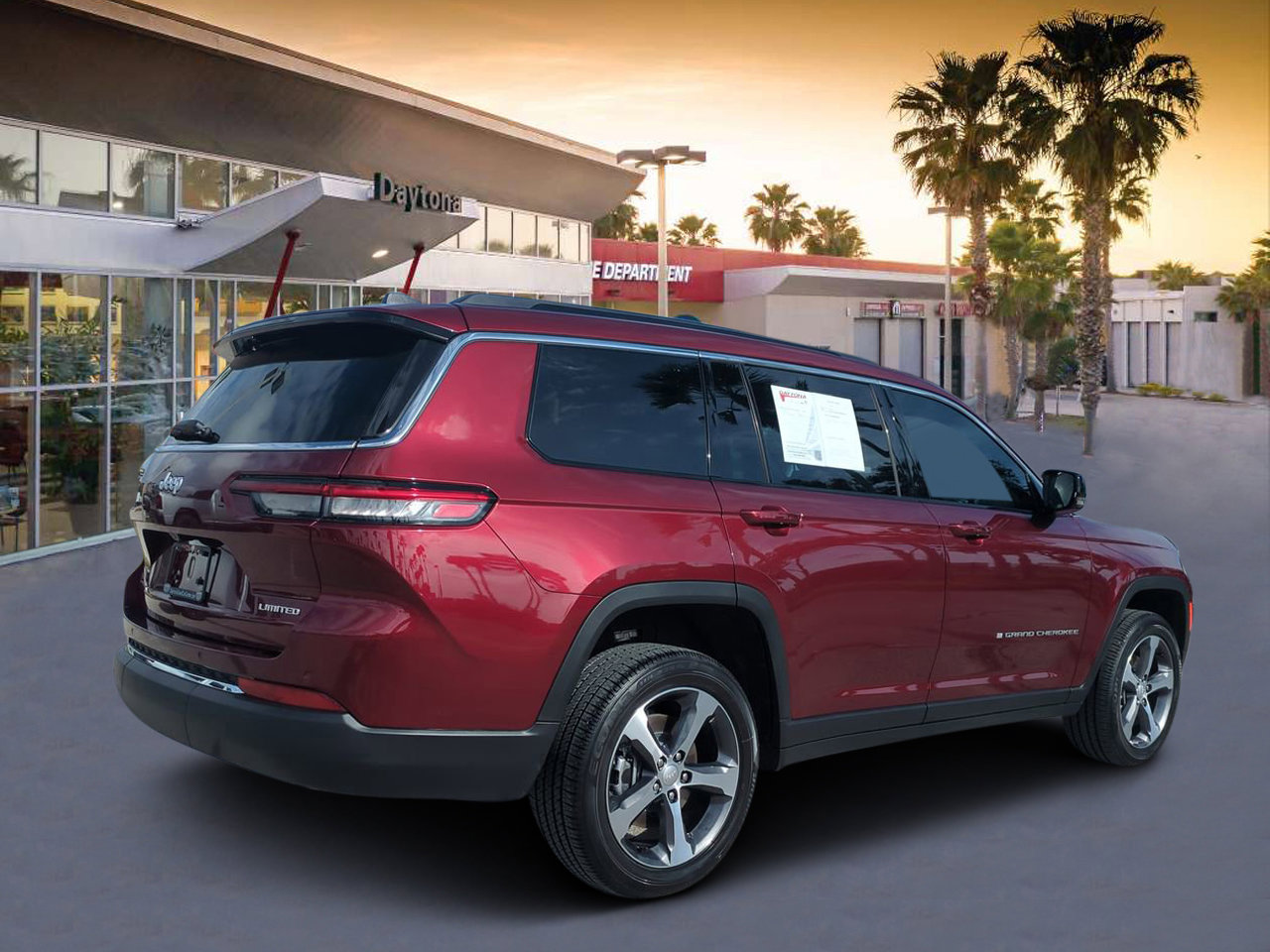 2025 Jeep Grand Cherokee Limited photo 3