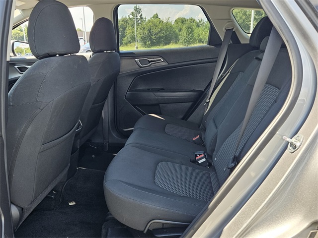 2023 Kia Sportage LX photo 6