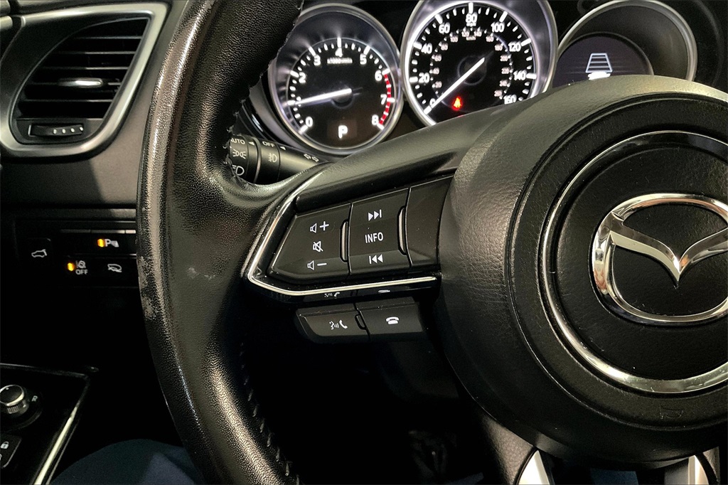 2022 Mazda CX-9 Touring photo 15