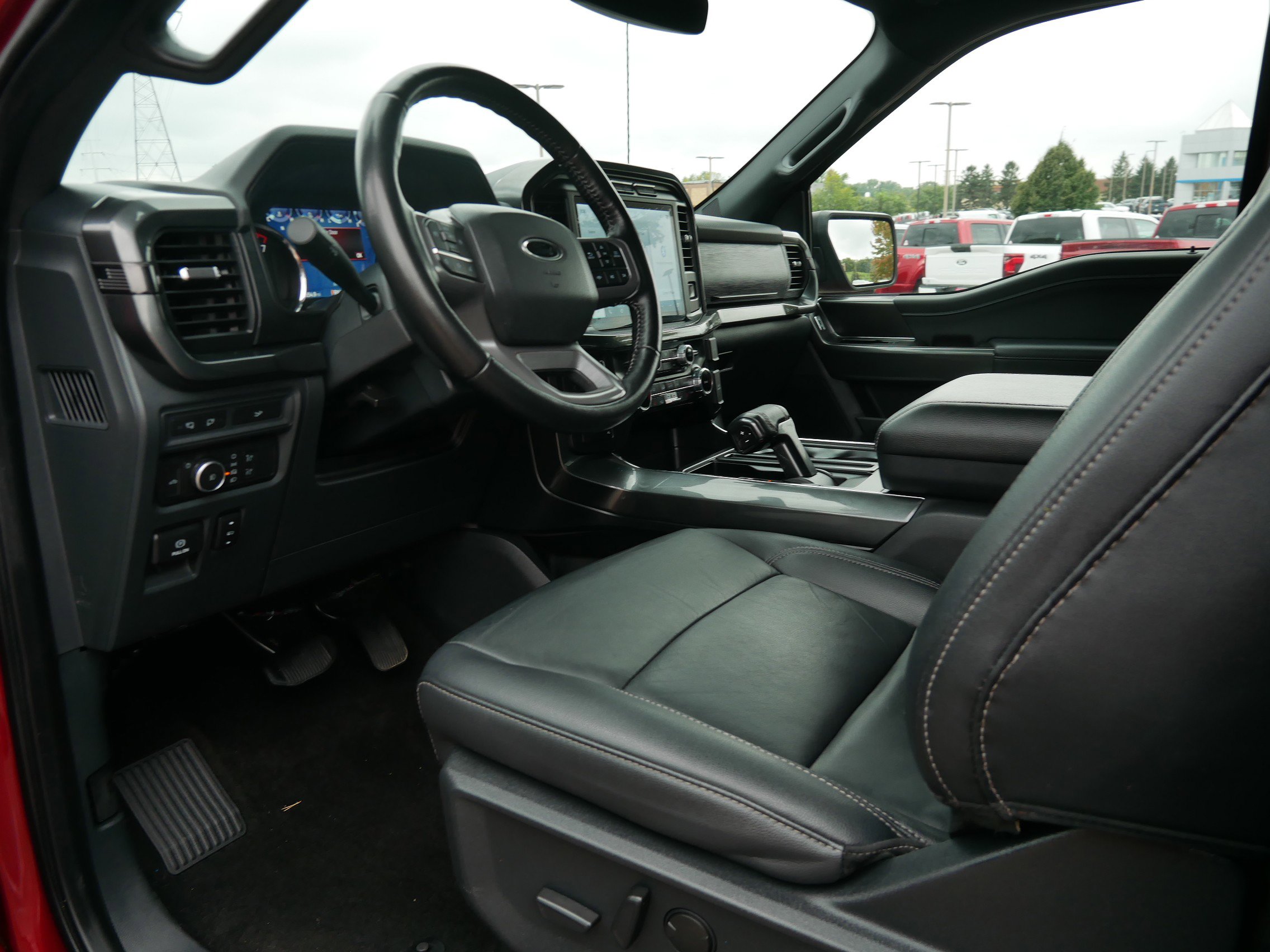 2022 Ford F-150 XLT photo 9