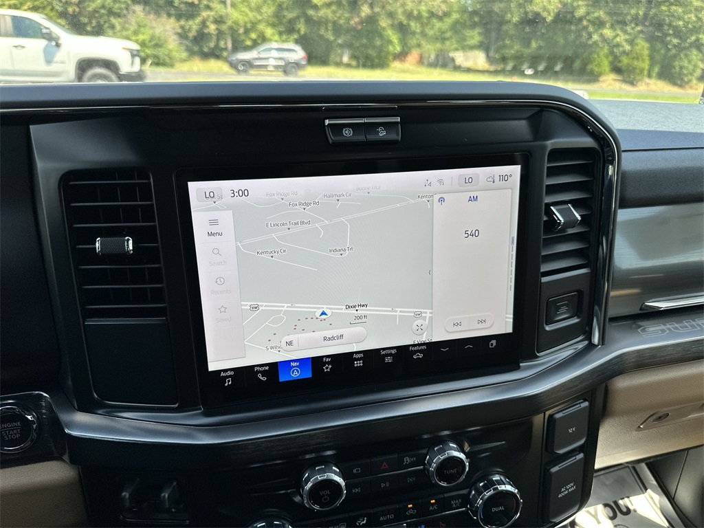 2026 Ford F-250 Lariat photo 17