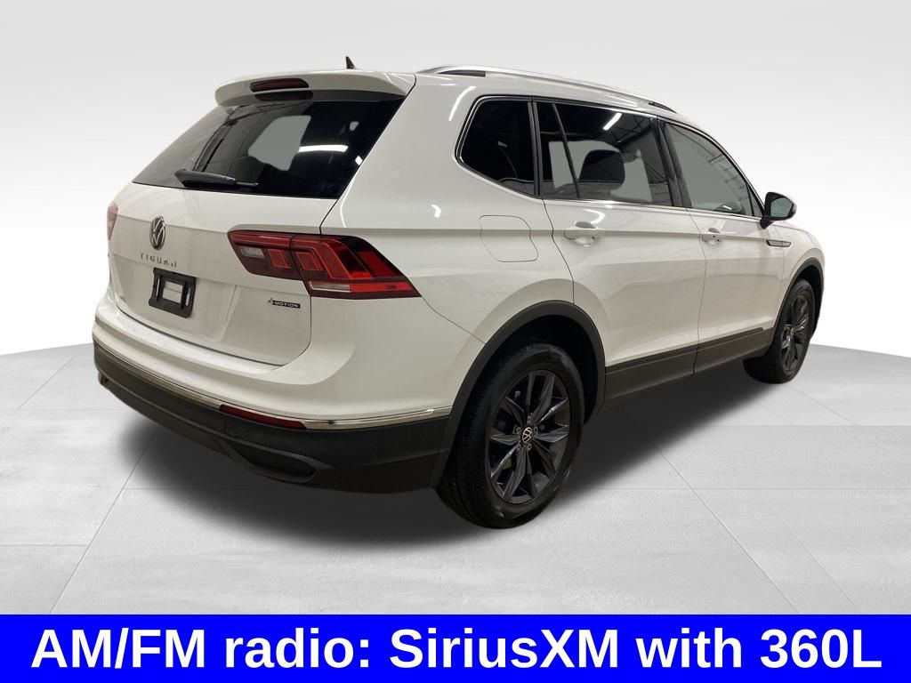 2022 Volkswagen Tiguan SE photo 2