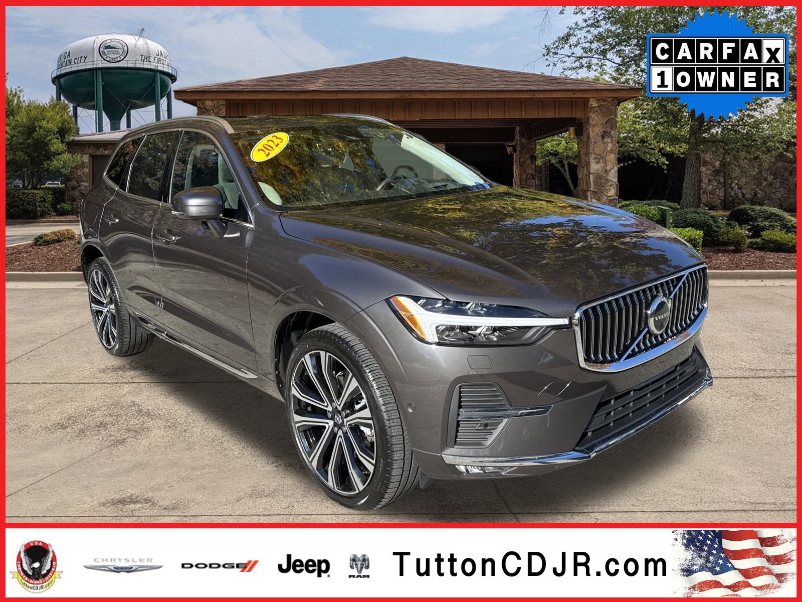 2023 Volvo XC60 Ultimate's photo