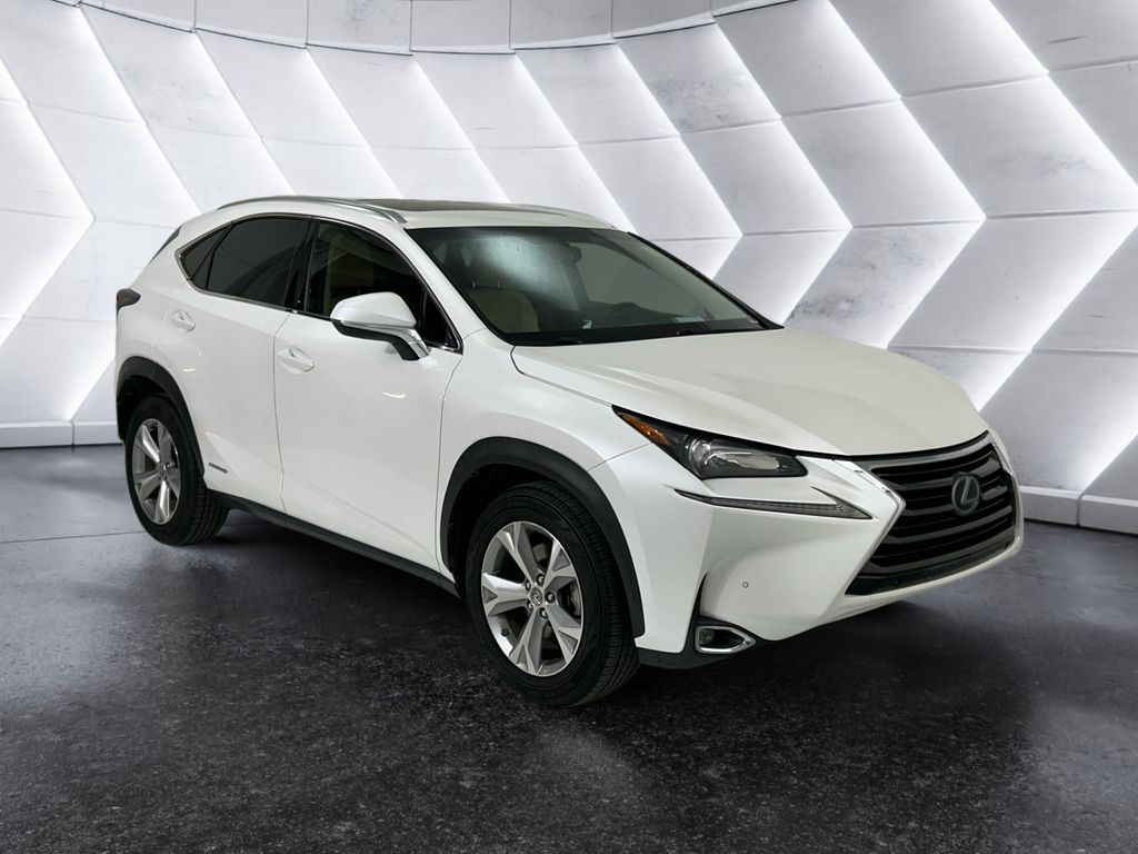 2017 Lexus NX 300h's photo