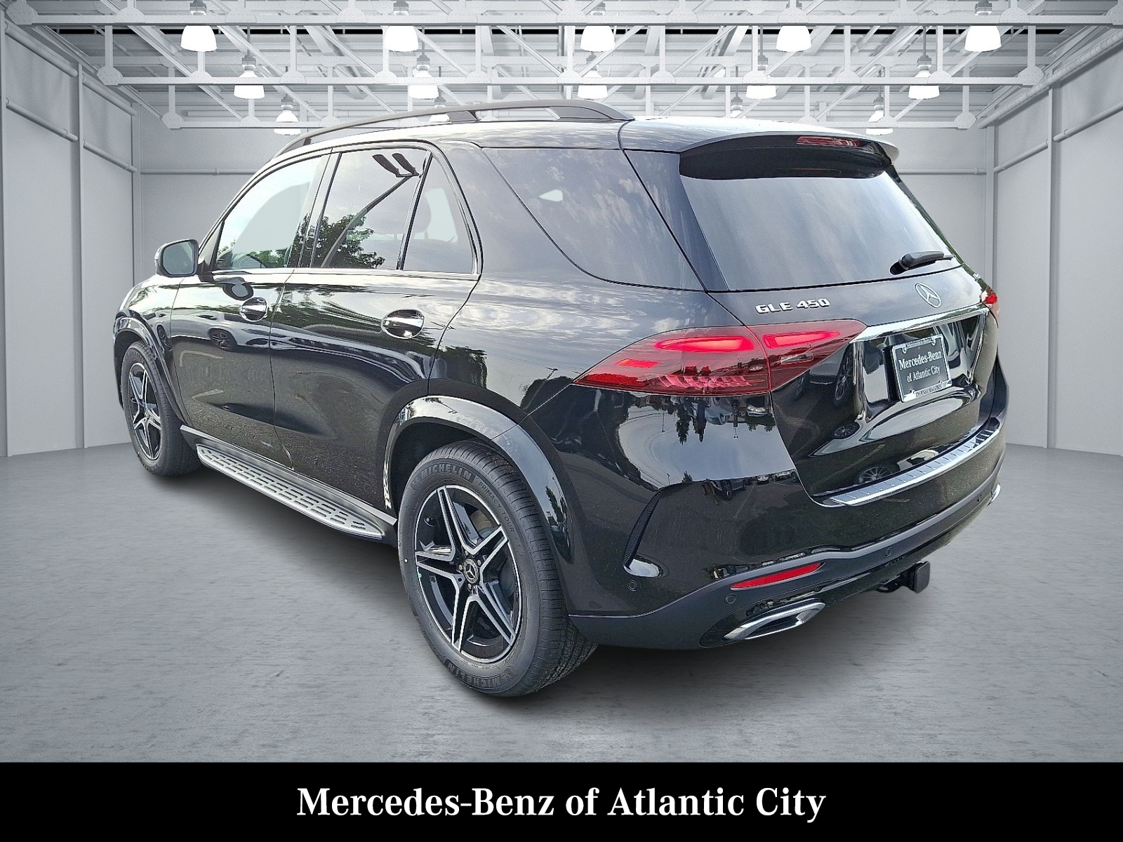 2026 Mercedes Benz GLE 450 4MATIC photo 3
