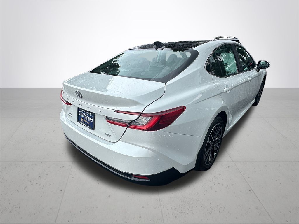 2026 Toyota Camry XLE photo 7