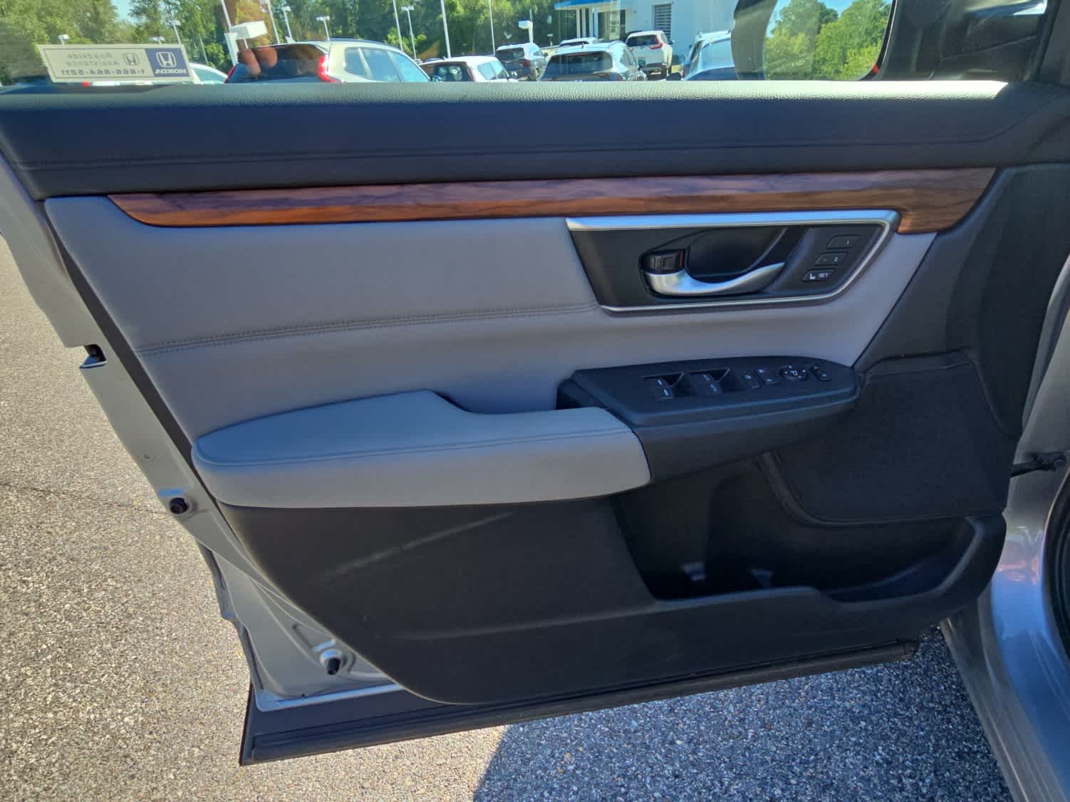 2021 Honda CR-V Hybrid EX-L photo 7