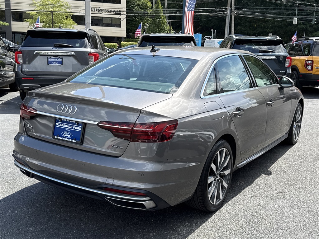 2021 Audi A4 40 Premium Plus Quattro photo 4