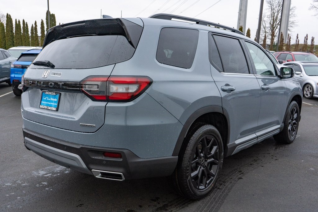 2025 Honda Pilot Touring photo 4