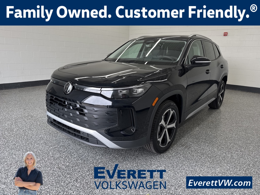 2026 Volkswagen Tiguan SE's photo