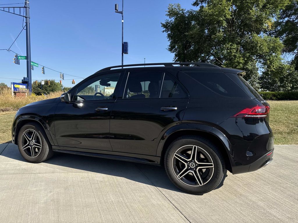2020 Mercedes Benz GLE 450 4MATIC photo 3