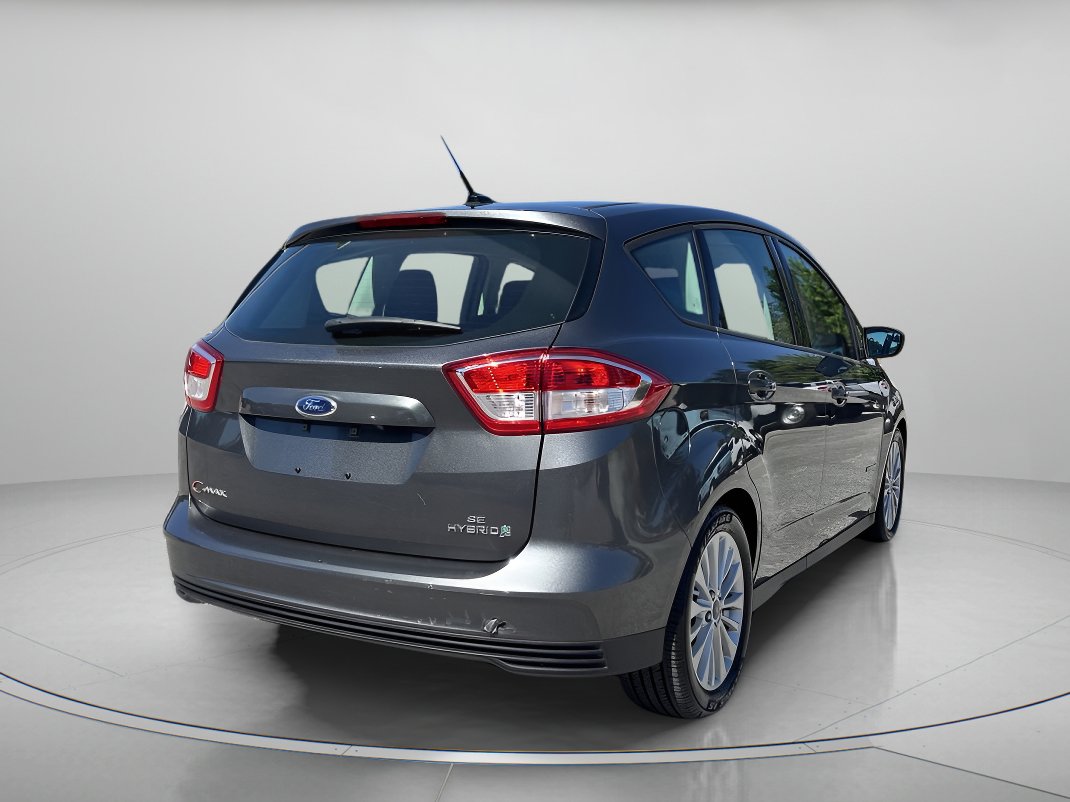 2017 Ford C-Max Hybrid SE photo 3