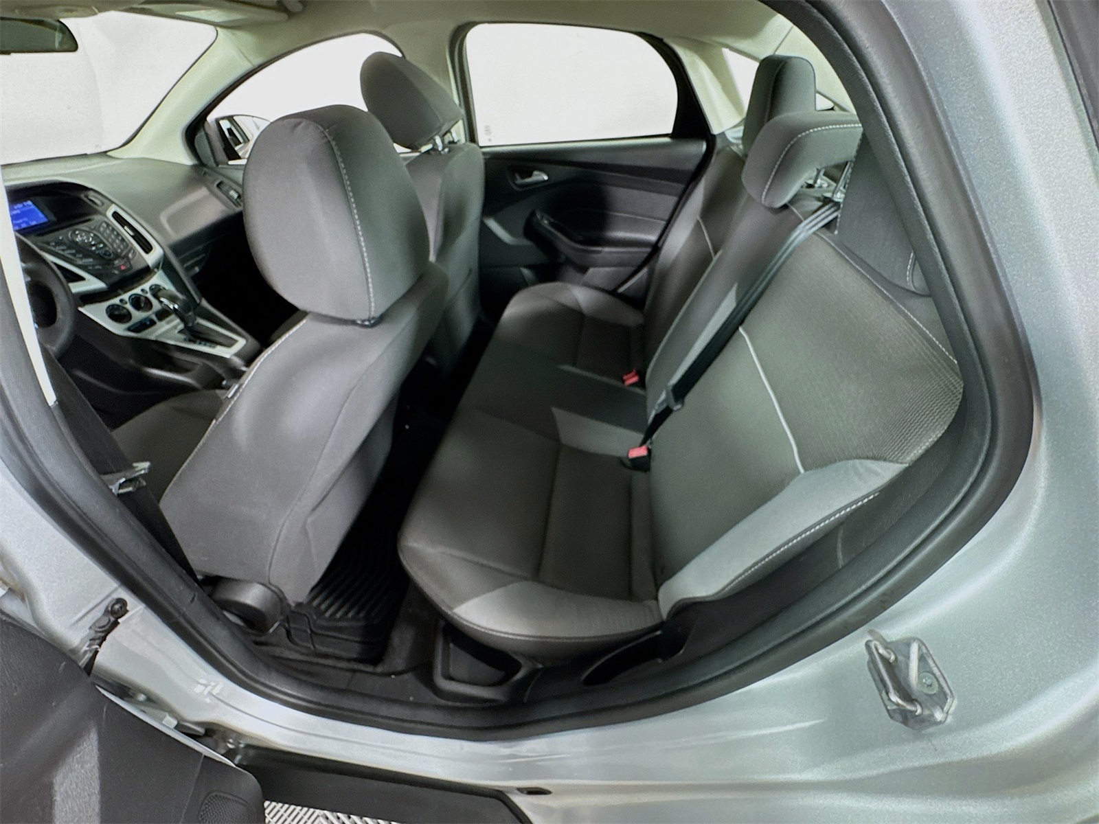2013 Ford Focus SE photo 17
