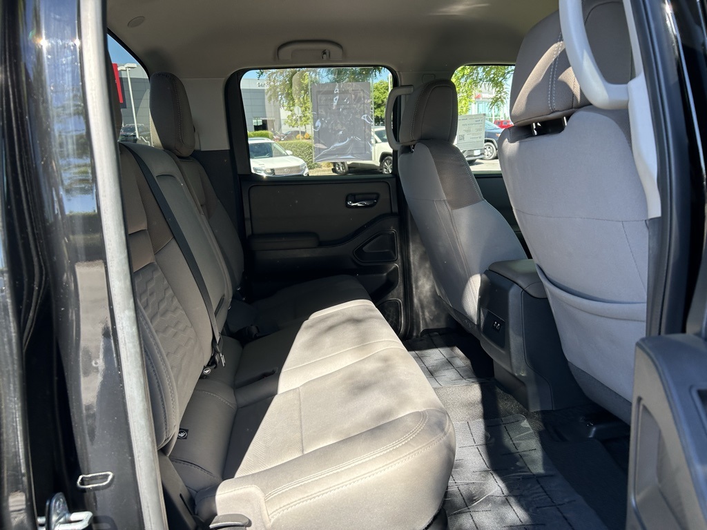 2023 Nissan Frontier SV photo 26