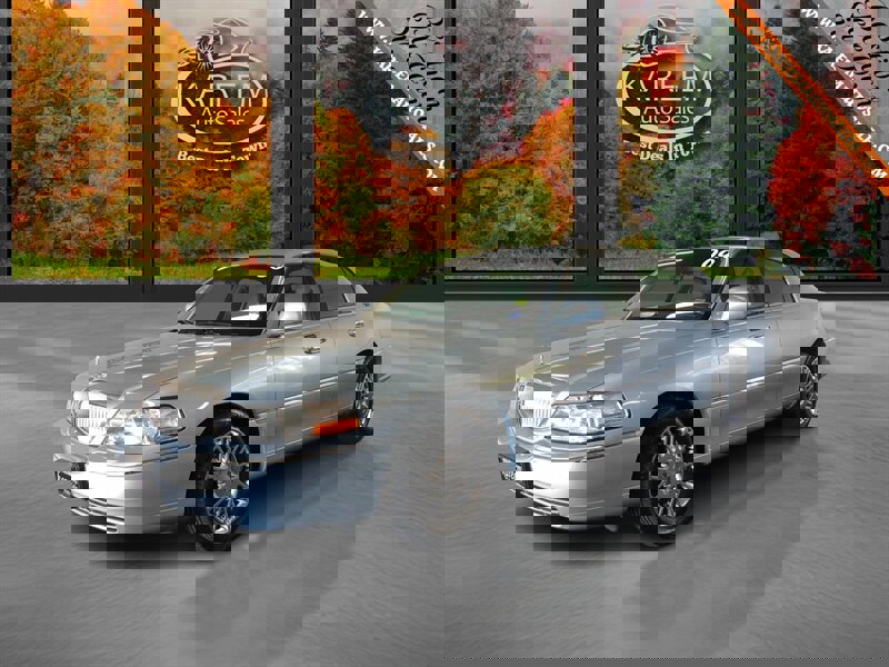 2009 Lincoln Town Car Signature Limited