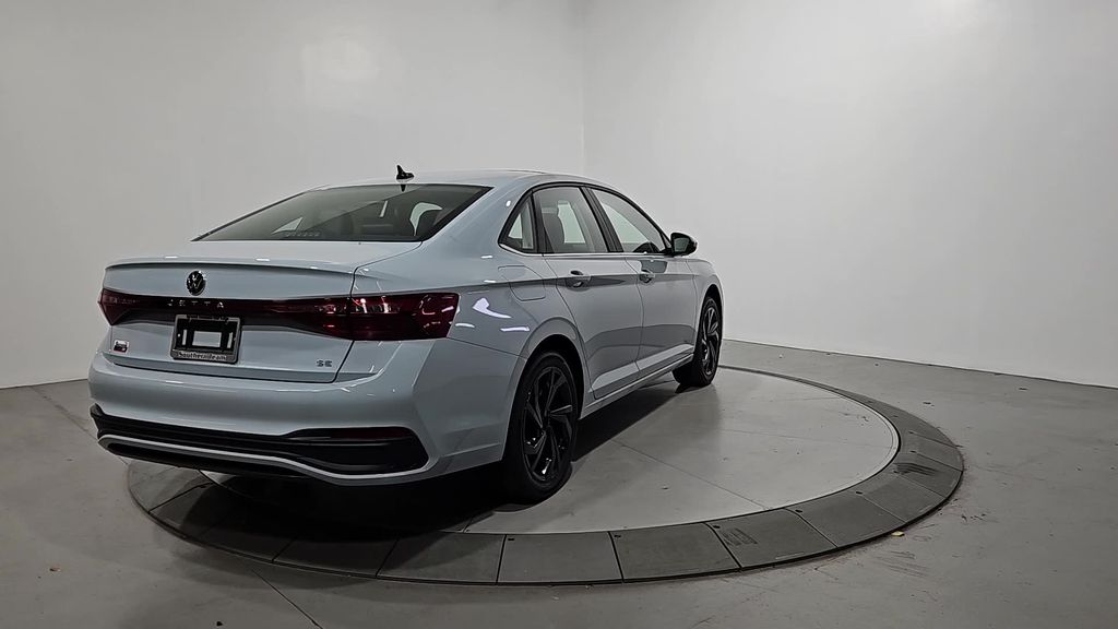 2026 Volkswagen Jetta 1.5T SE photo 4