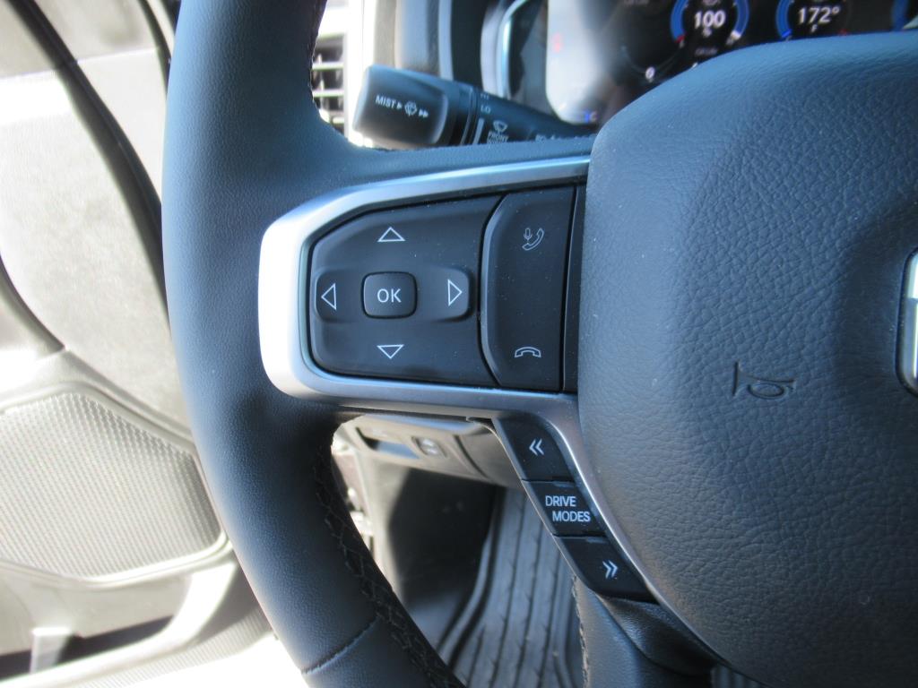 2025 Ram 1500 Big Horn Lone Star photo 11