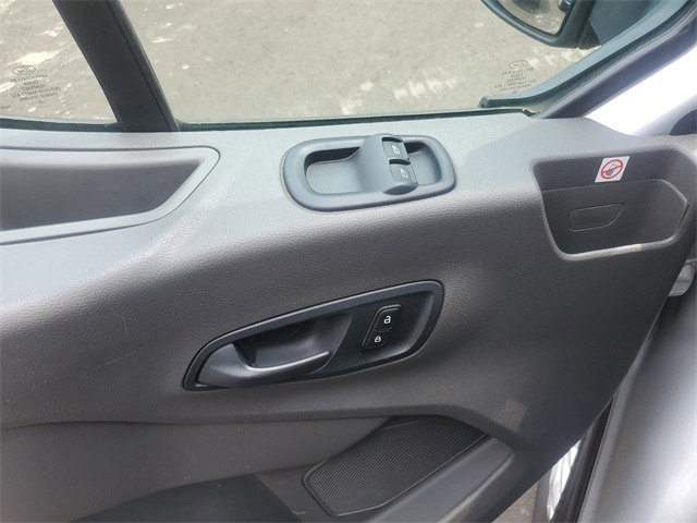 2020 Ford Transit photo 4