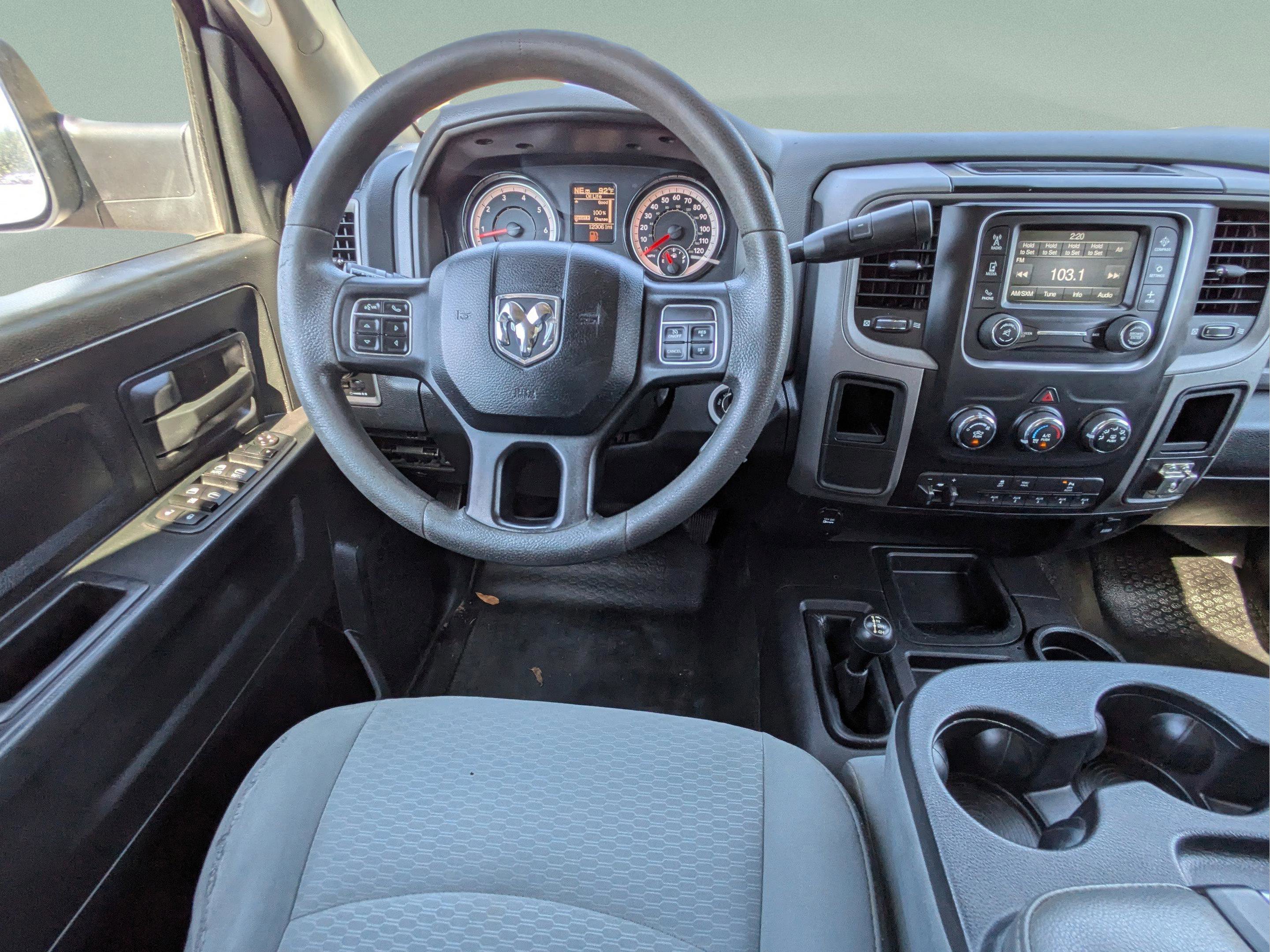 2018 Ram 2500 Tradesman photo 12